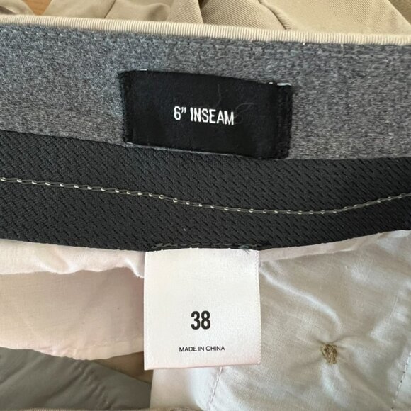 Express 6" Inseam Shorts Beige Flat Front Casual 38 Waist - Picture 4 of 5